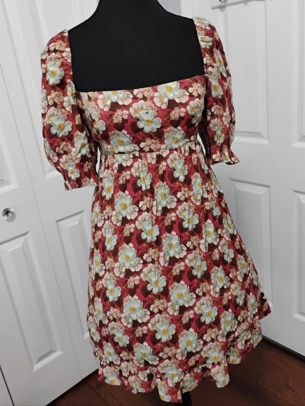Wilfred Burgundy Floral Square-Neck Midi Dress